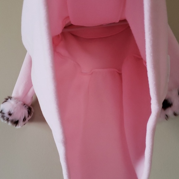 SOLD ⭐HP!⭐ Plushy Faux Fur Soft Pink Coat/Hat - Picture 5 of 8